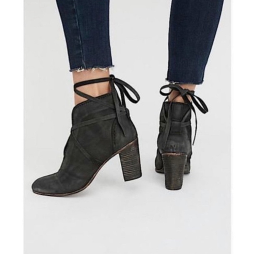 Free People Boho Leather Wrap Around Strapped Heel Boots - EU 40